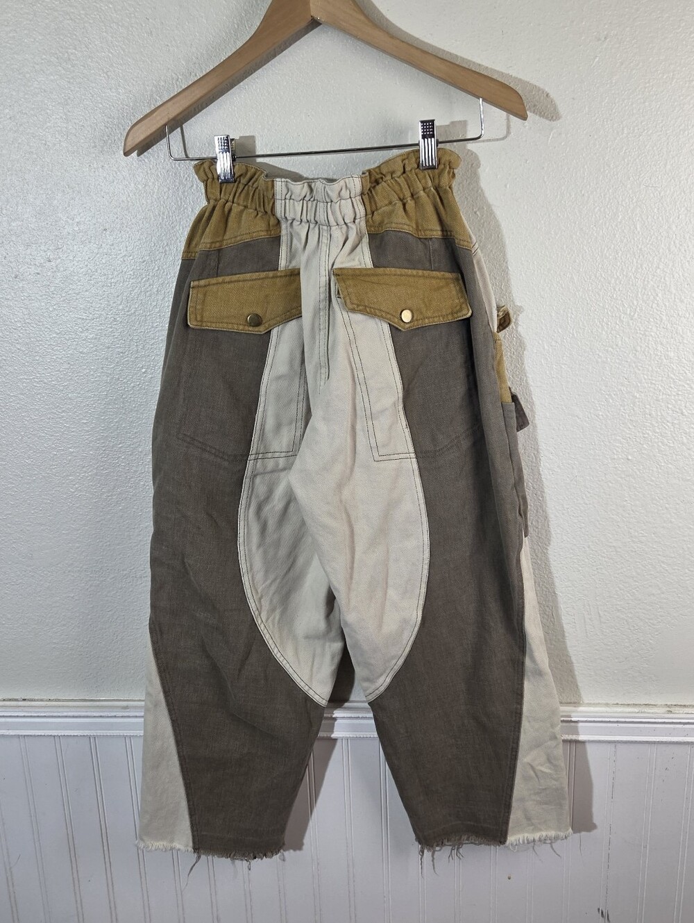 Olive & Hali Y2K Cargo Pants Womens S Patchwork Utility Multi Pocket Cropped - Picture 5 of 10